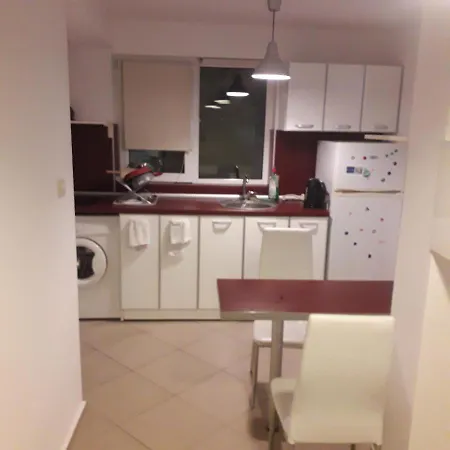 Apartment Поморие 6 *